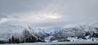 Kjenndal Glacier