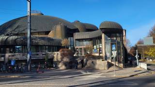 Kuvassa Tampereen pääkirjasto Metso.