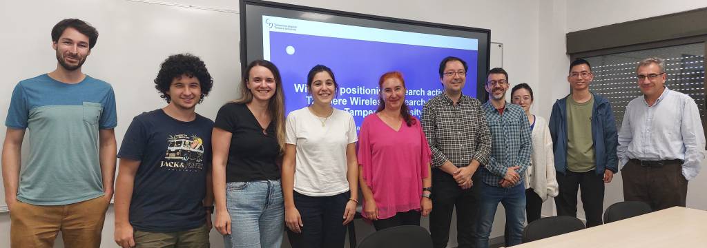 Picture of the SPCOMMNAV team together with Simona Lohan, Xing Liu and Robert Pöhlmann