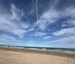 Sunbathing at the Malvarrosa beach