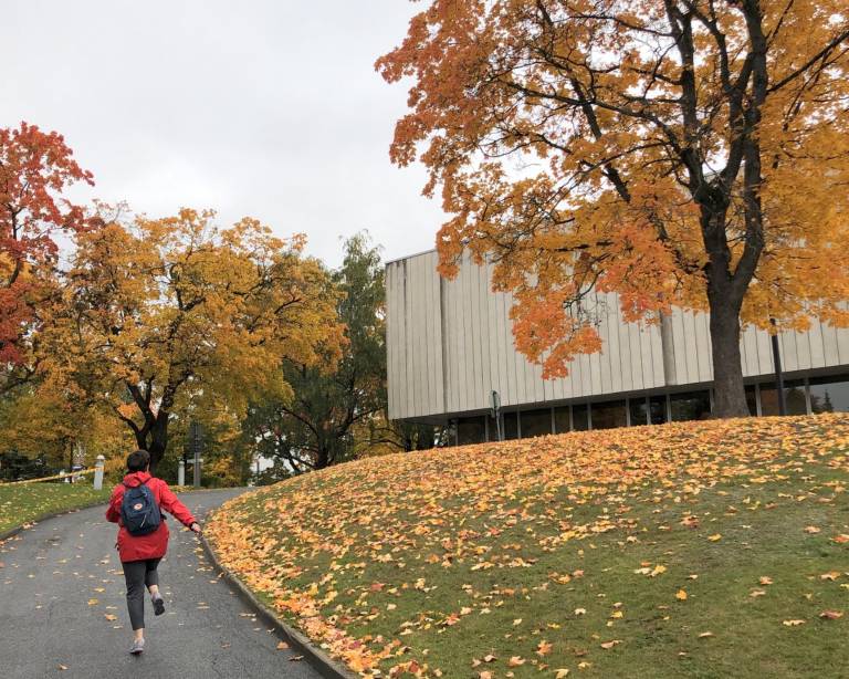 Valeriia walking on campus.