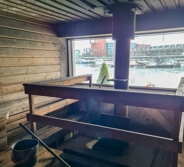 Woode-heated sauna