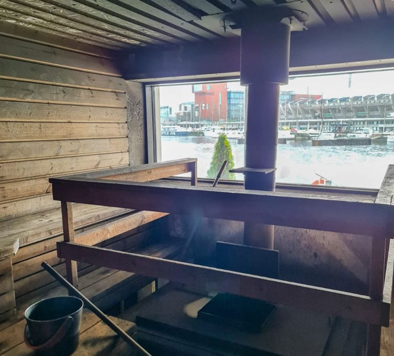 Woode-heated sauna