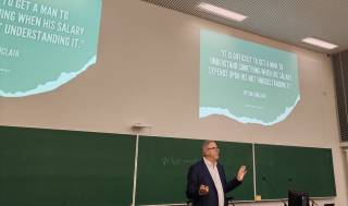 Professor Harry Van Buren during his presentation (Picture: Lara Gonzalez Porras)