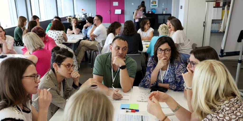 THCS Masterclass toi yhteen eurooppalaisia asiantuntijoita ja päätöksentekijöitä vahvistamaan osaamistaan näyttöön perustuvasta päätöksenteosta (kuva: Ministères sociaux / DICOM / Nicolo Revelli Beaumont / Sipa Press) 