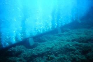 Underwater prototype of the Big Bubble Curtain. Image by Hydrotechnik Lübeck GmbH, licensed under CC BY-SA 3.0 DE.