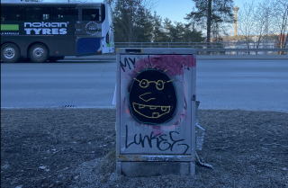 Street art in distribution cabinet in Tampere. 