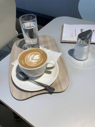 Coffee shop
