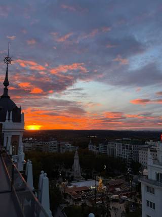 sunset in Plaza de España