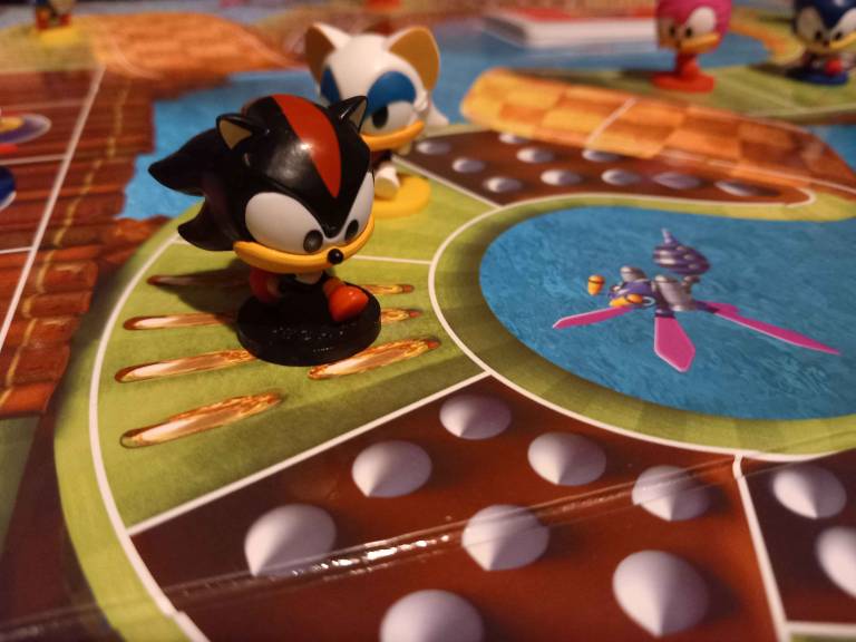 Blue and Black teams in Sonic Super Teams.|