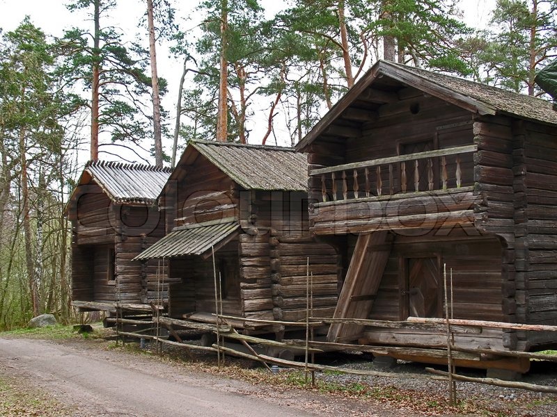 1699978-street-of-old-wooden-houses-in-finland