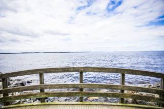 A photo of lake näsijärvi taken from a bridge.