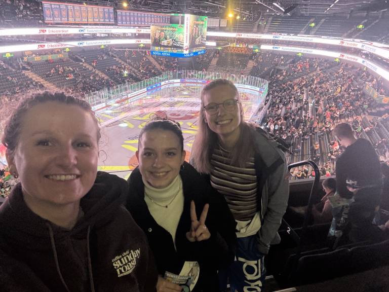 Selfie ice hockey