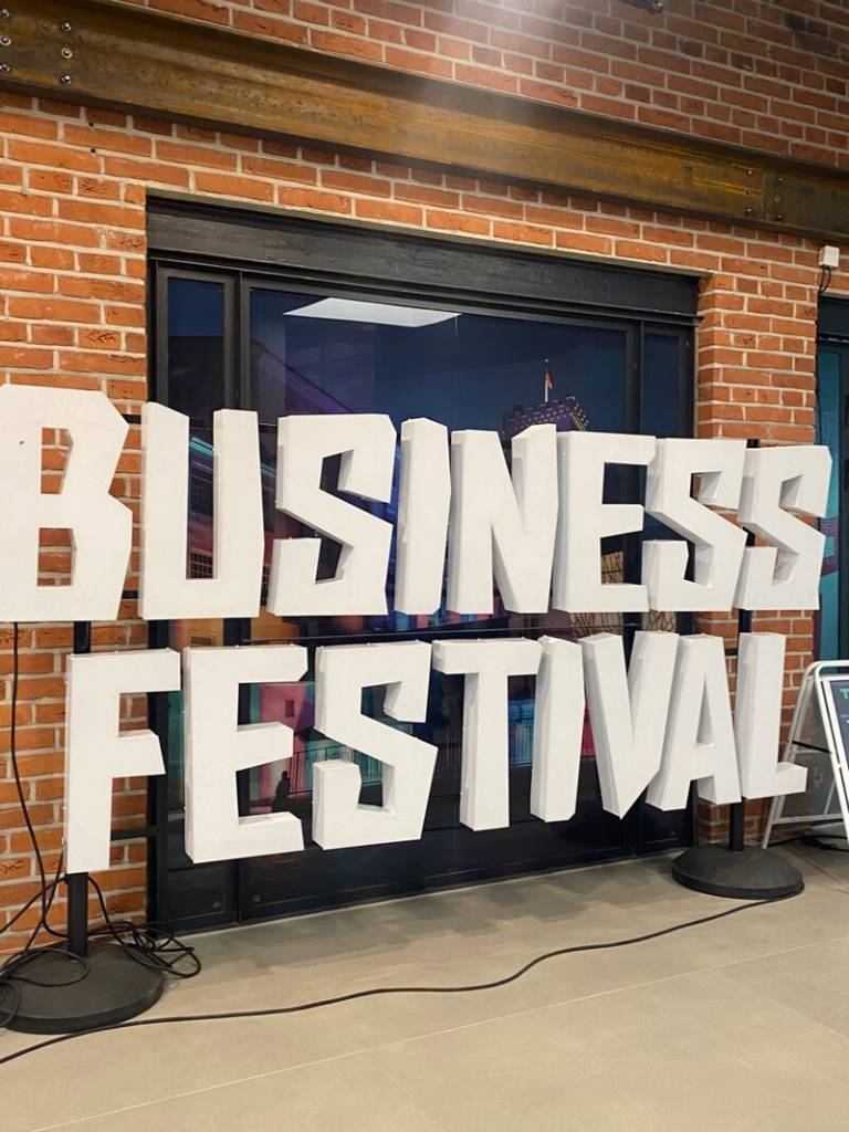 Business Festival-kyltti